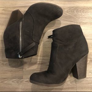GREY SUEDE BOOTIES
